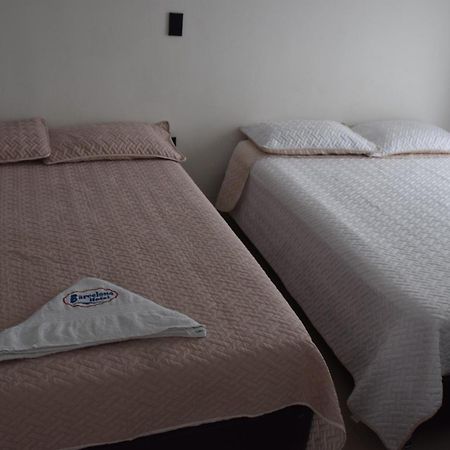 Hotel Barcelona Montería Esterno foto
