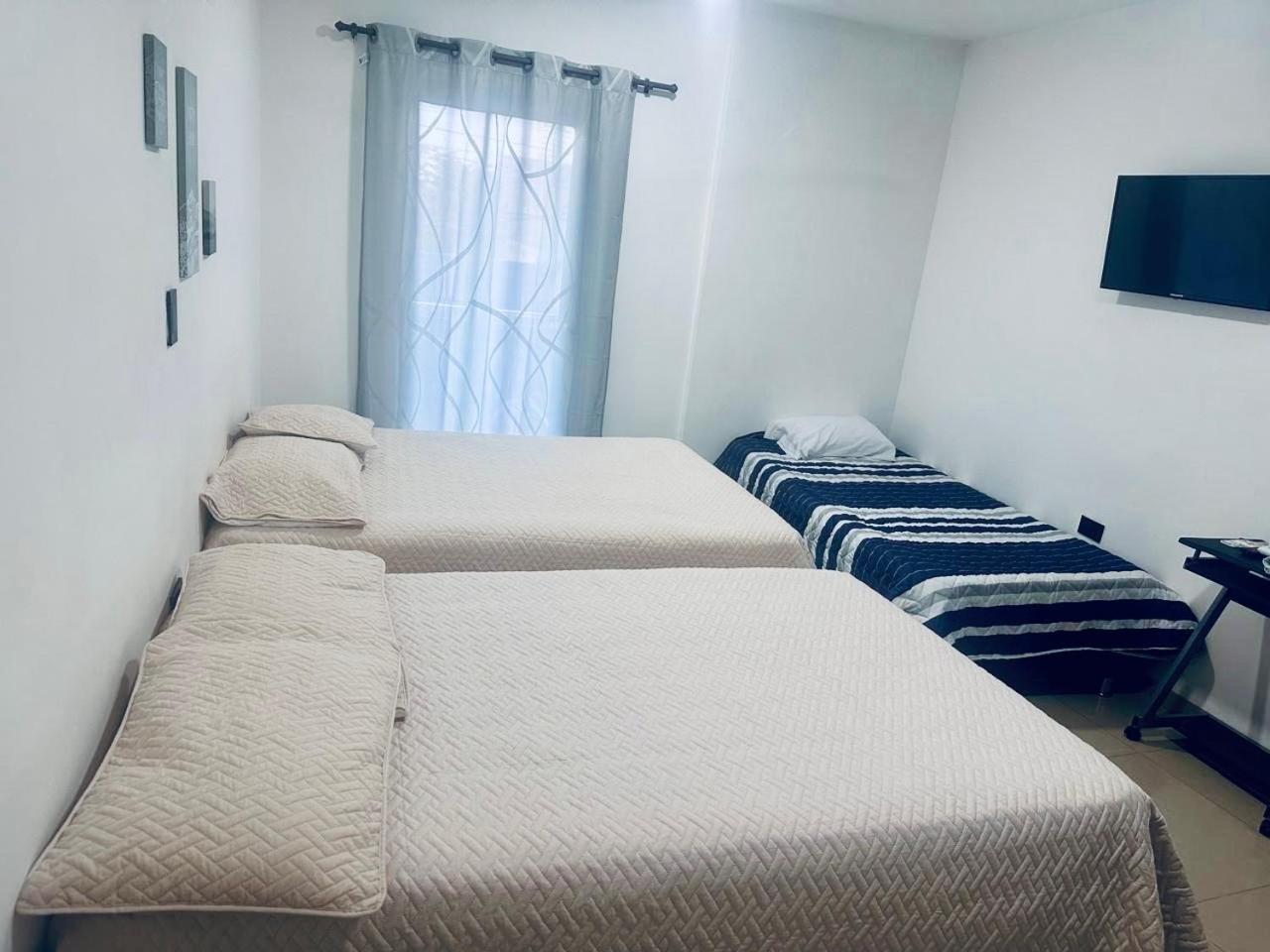 Hotel Barcelona Montería Esterno foto