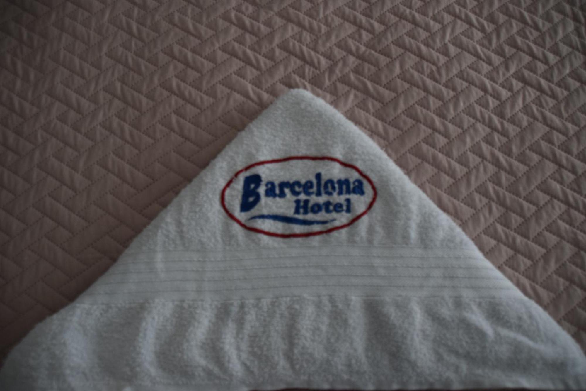 Hotel Barcelona Montería Esterno foto