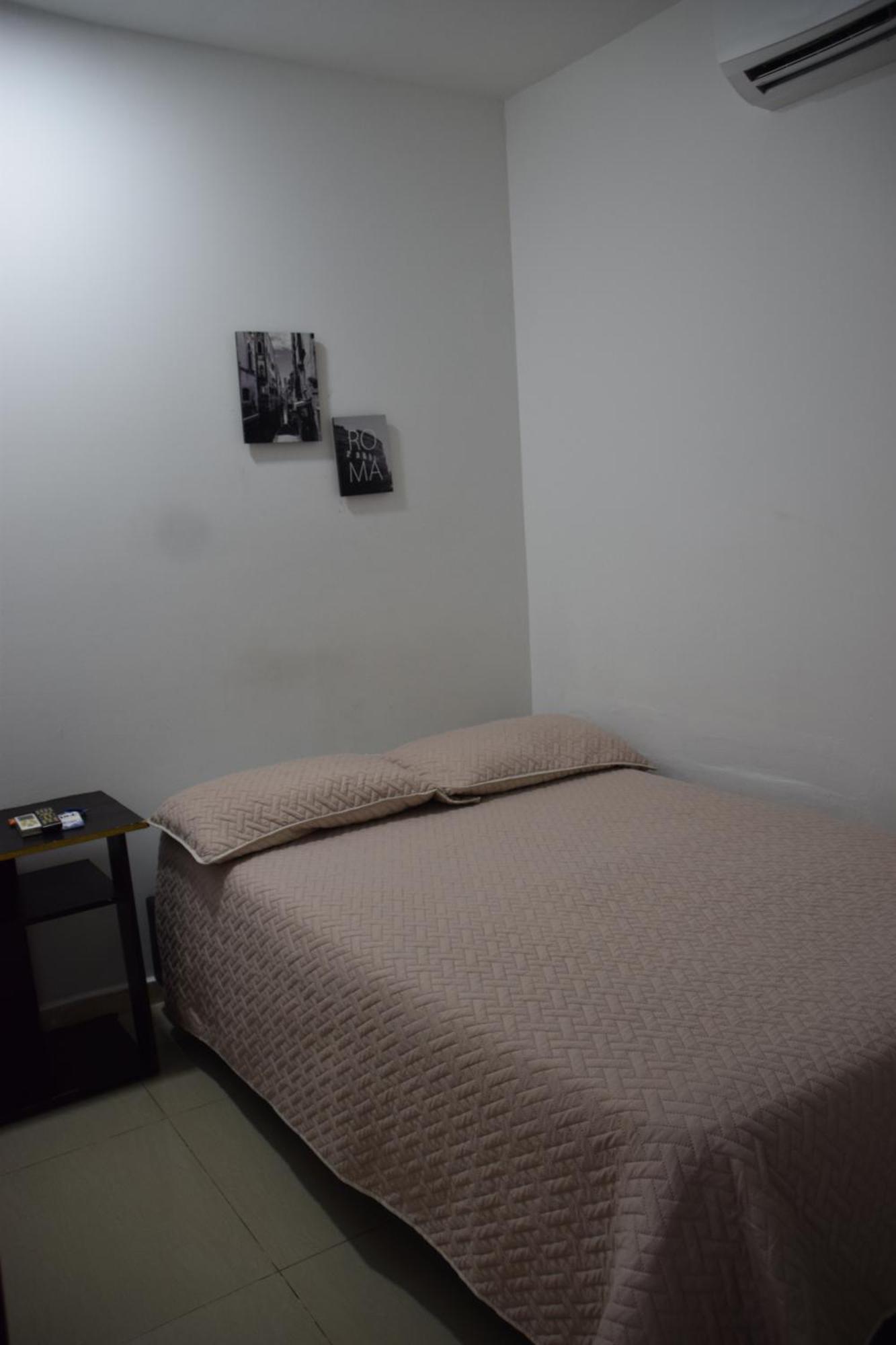 Hotel Barcelona Montería Esterno foto