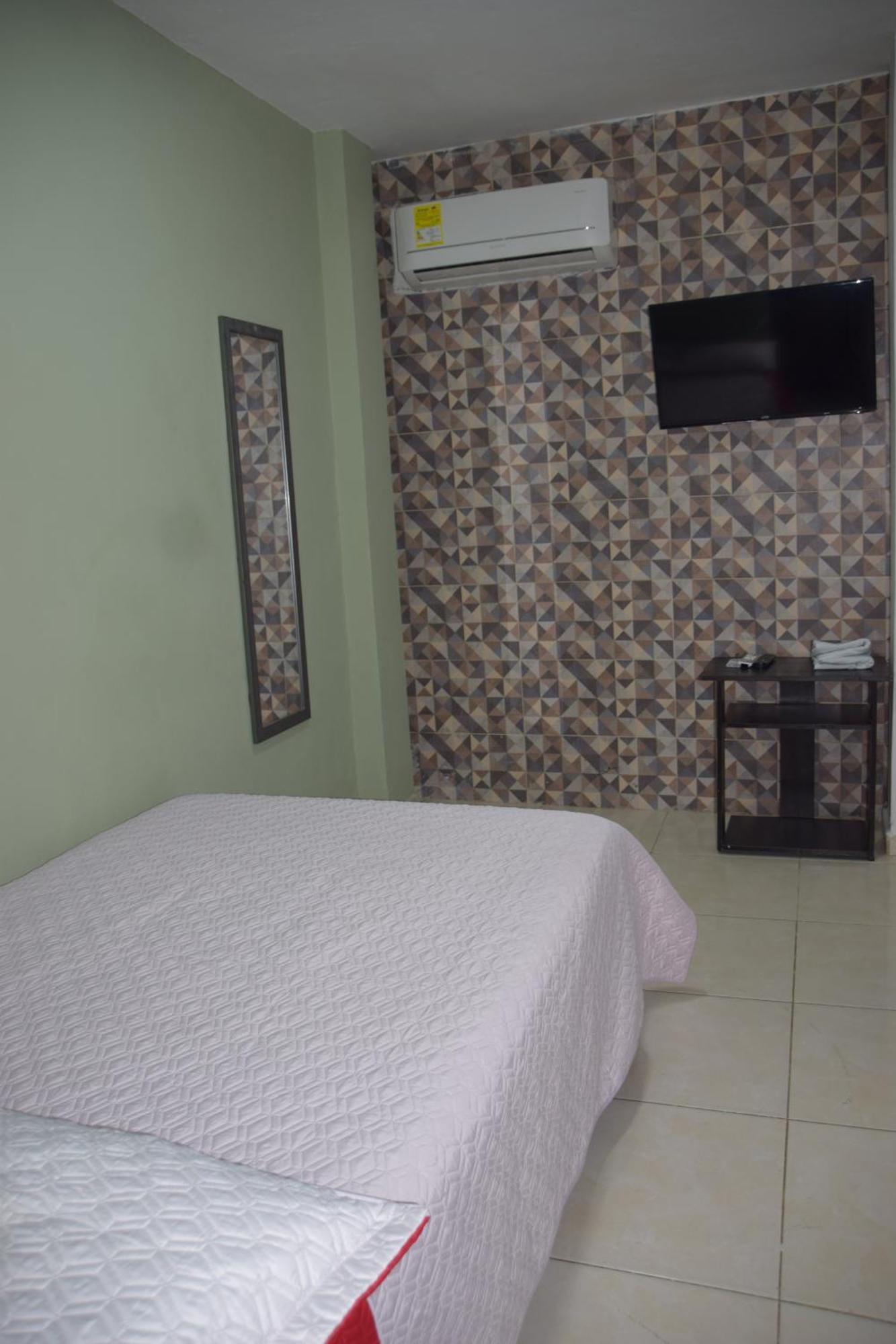 Hotel Barcelona Montería Esterno foto