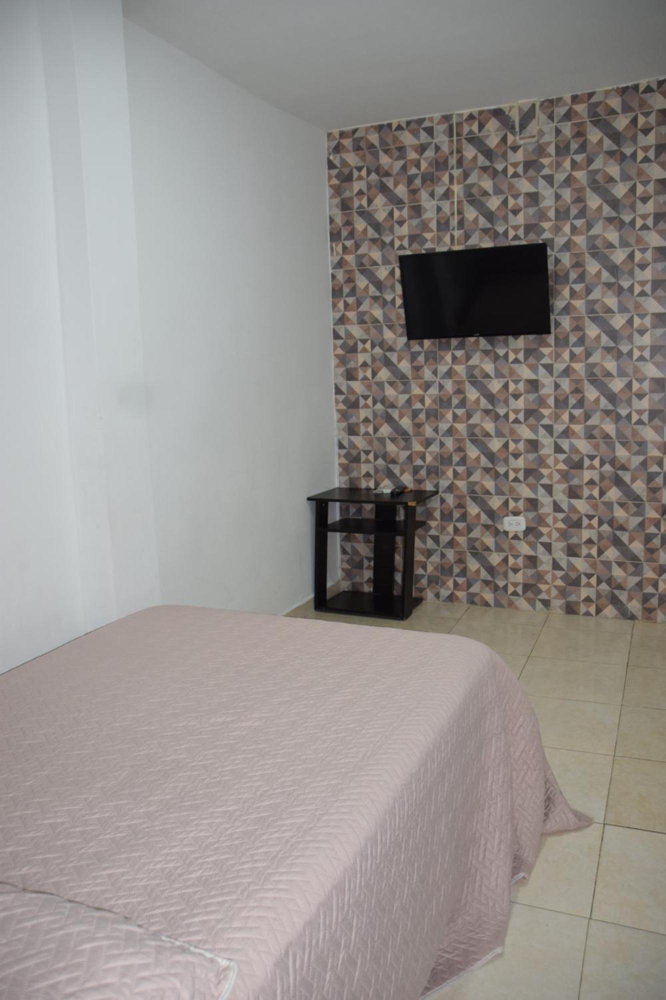 Hotel Barcelona Montería Esterno foto