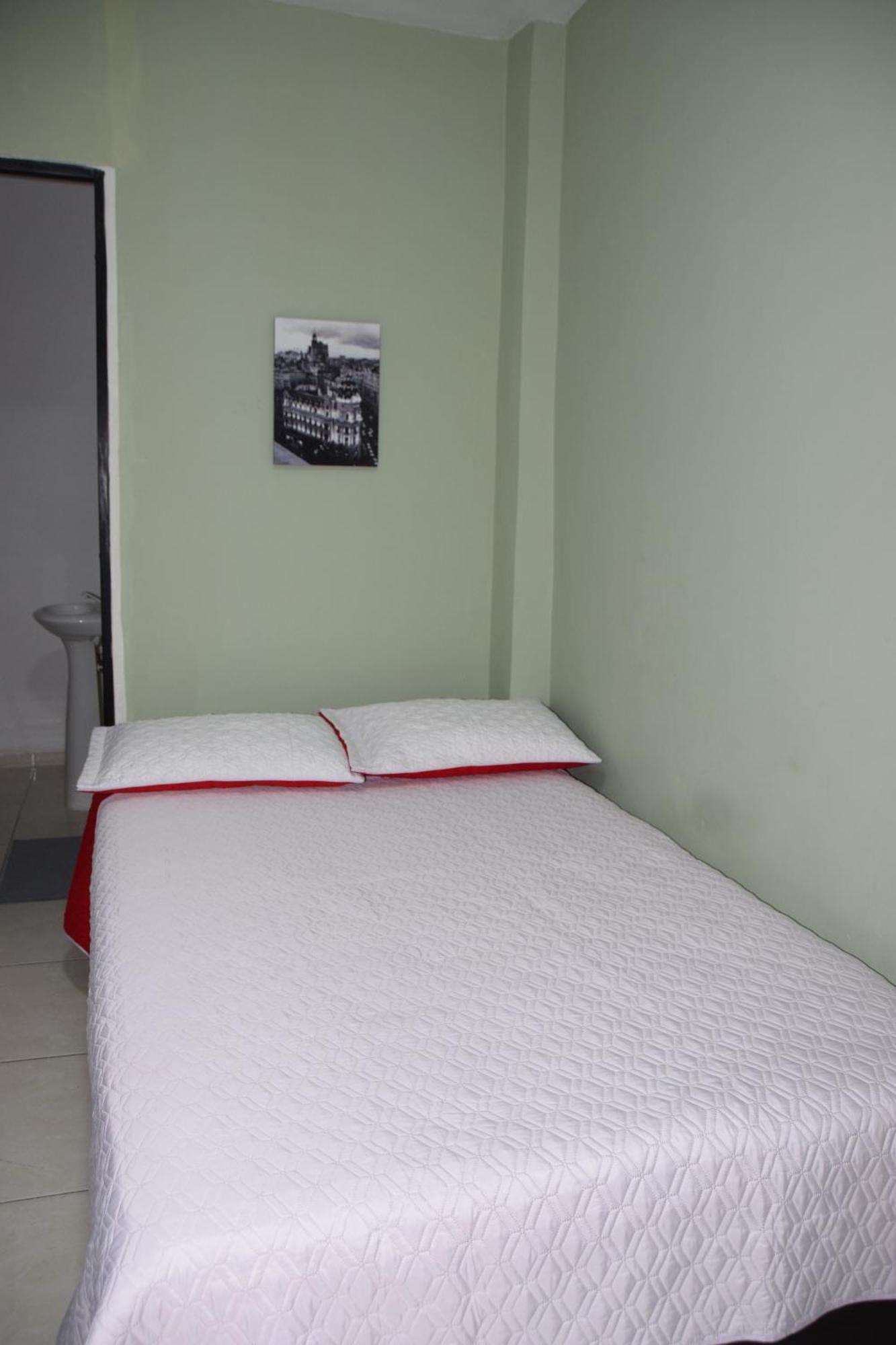 Hotel Barcelona Montería Esterno foto