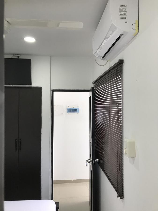 Hotel Barcelona Montería Esterno foto